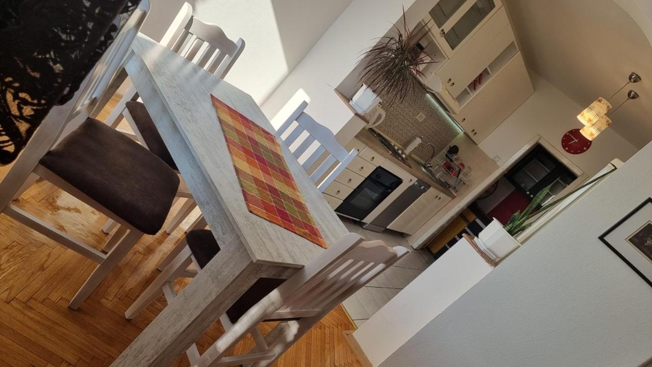 Risto Apartment Üsküp Dış mekan fotoğraf