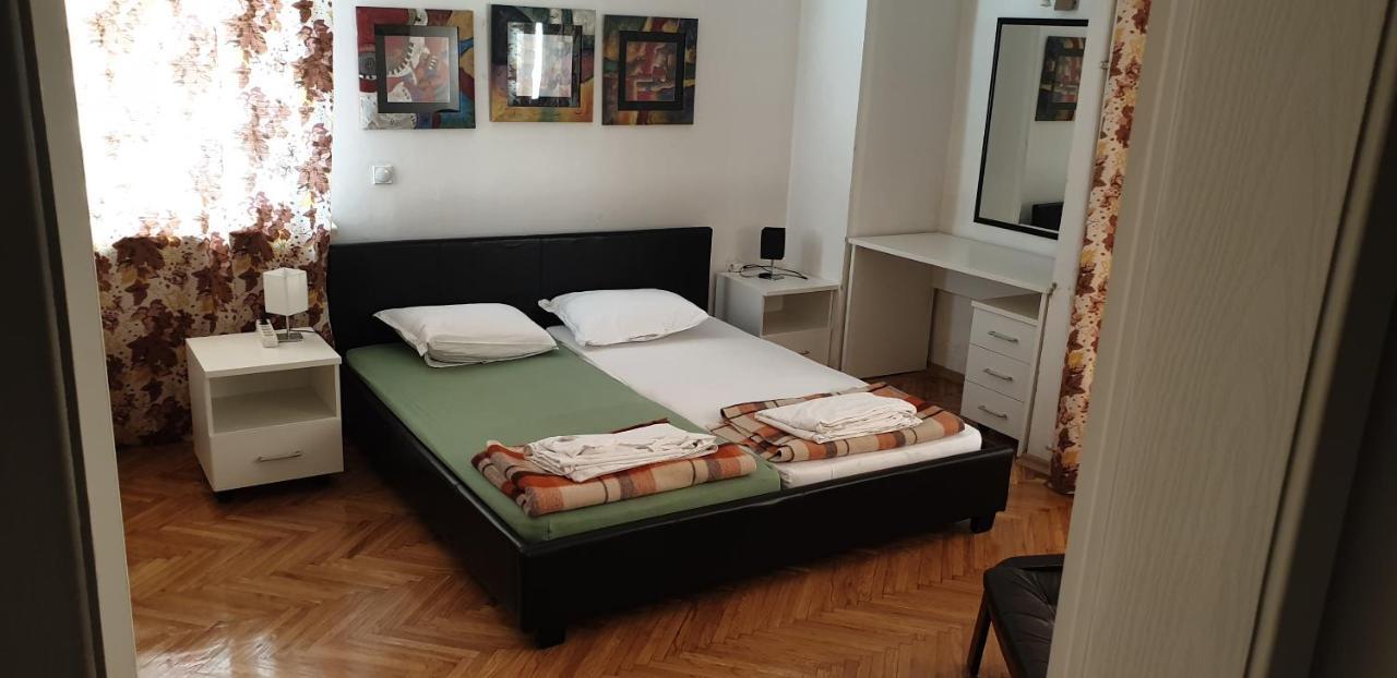 Risto Apartment Üsküp Dış mekan fotoğraf